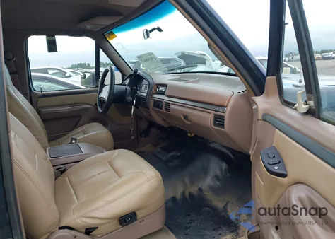 1993 Ford Bronco U100 z USA, uszkodzony, nr VIN 1FMEU15H2PLA22357